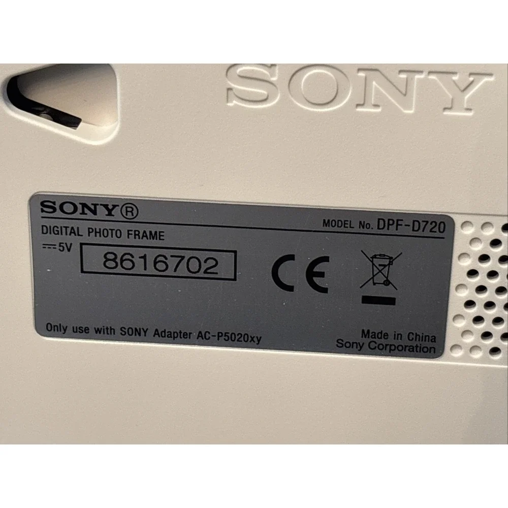 SONY Digital Photo Frame 2GB 7